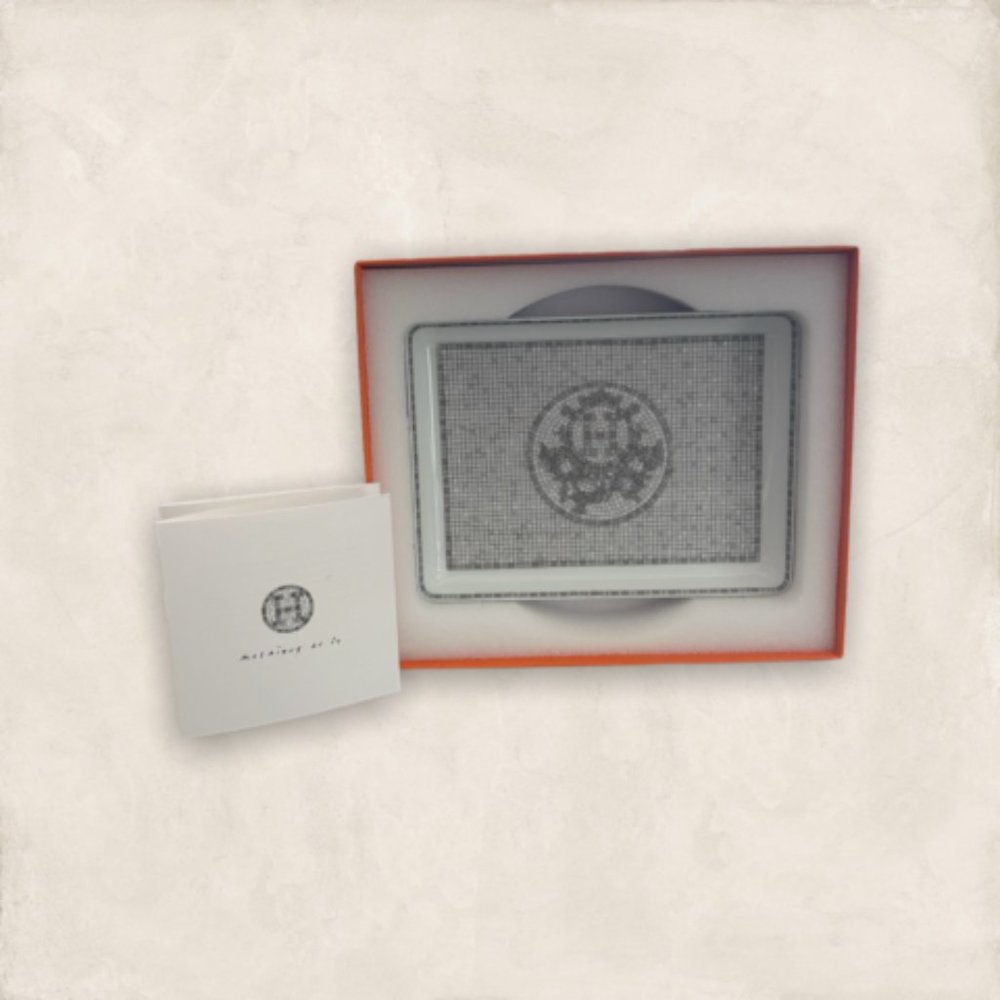 La Table Hermes mosaïque AU 24 Platinum Change Tray